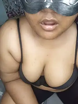 whitechubby07 online show from July 2026 02:46:02 PM