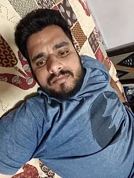 shubham19988 online show from May 2026 04:35:01 PM
