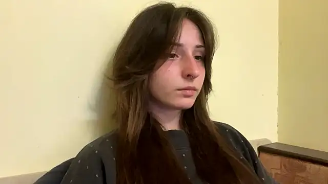 sakuraabloom7 online show from April 2026 05:39:02 PM