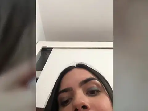 Rafaelasasntos online show from March 2026 11:00:01 PM