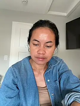 Snapshot of Lovely_girl34 chatting on March 2026 04:11:02 PM Lovely girl34 online show from March 2026 04:11:02 PM