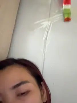 Snapshot of KittyJun chatting on April 2026 01:00:02 AM KittyJun online show from April 2026 01:00:02 AM