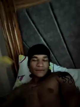 Snapshot of Fuck_c0uples chatting on April 2026 05:57:02 AM Fuck c0uples online show from April 2026 05:57:02 AM