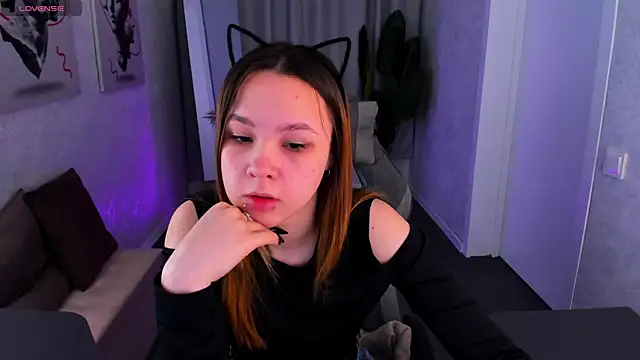 Lori Bllossom online show from April 2026 12:31:01 AM