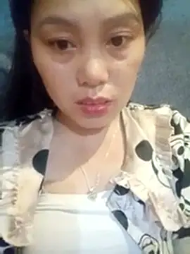 Abi-ni online show from May 2026 10:17:01 PM
