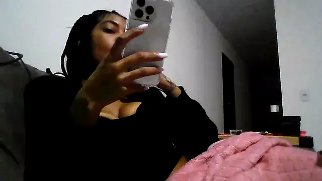 Nix3erika online show from May 2026 01:12:01 AM