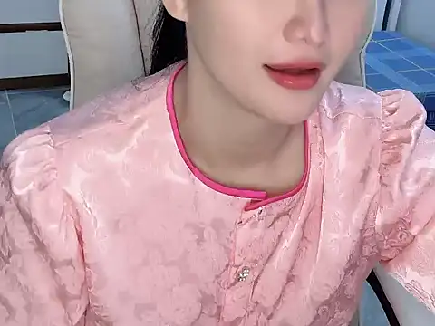 AmyLinee 1 online show from June 2026 04:17:01 AM