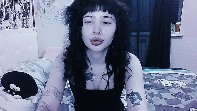 AllisonDeetz online show from June 2026 05:12:02 PM
