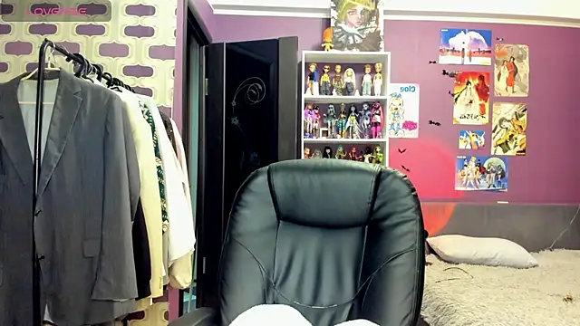 sweet peach    online show from June 2026 07:38:02 PM