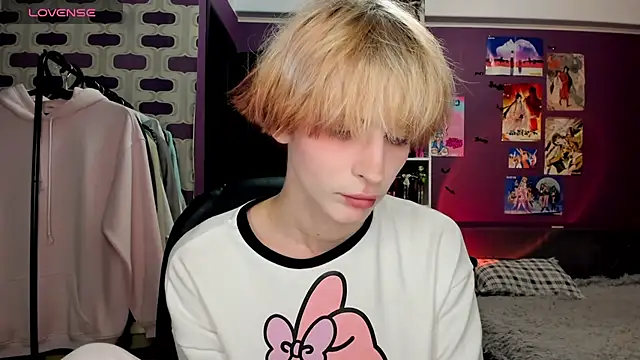 sweet peach    online show from July 2026 07:53:02 PM