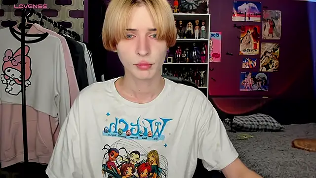 sweet peach    online show from July 2026 03:09:01 PM