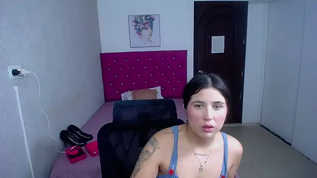 Pinkg Fox10 online show from July 2026 01:28:01 PM