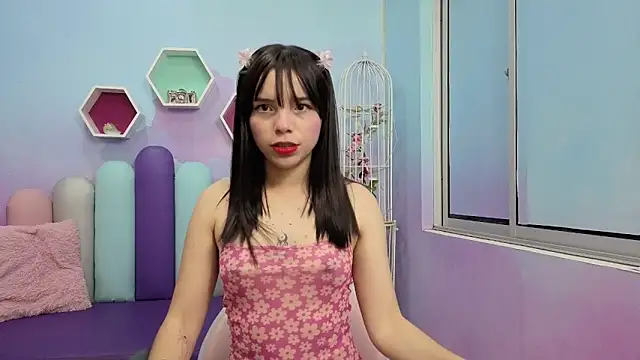 Isaa Skinny online show from May 2026 03:58:02 AM