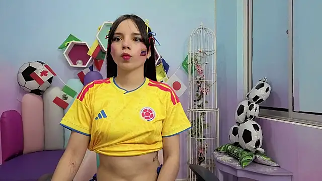 Isaa Skinny online show from June 2026 03:40:02 AM