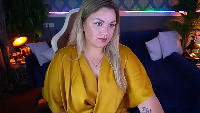 AlissyaGrayy online show from July 2026 07:10:01 PM
