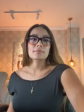 Snapshot of SERENAA__ chatting on May 2026 03:24:02 AM SERENAA online show from May 2026 03:24:02 AM
