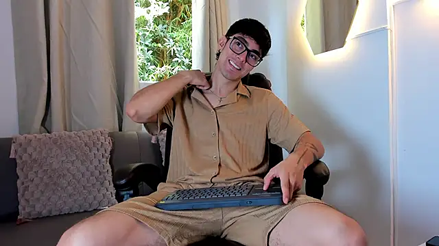 etham wolf1 online show from June 2026 05:26:01 PM