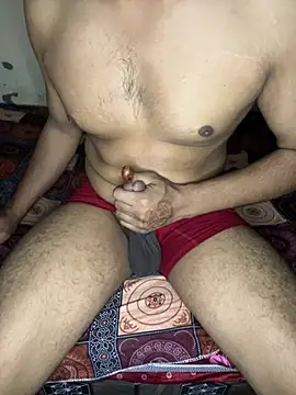 Snapshot of hotty_top chatting on May 2026 05:54:02 PM hotty top online show from May 2026 05:54:02 PM