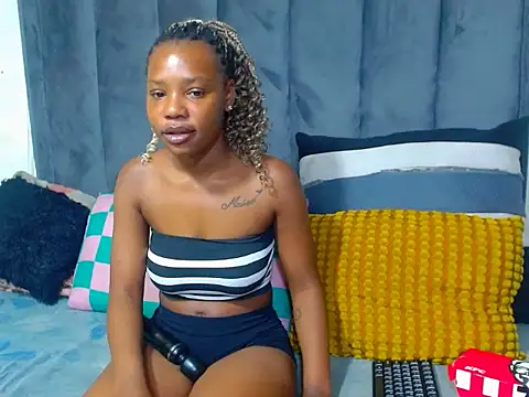 BestieBoomber online show from July 2026 09:47:02 PM