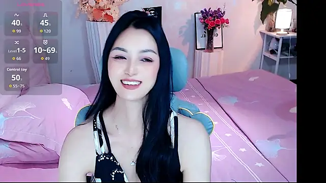 Evelyn-007 online show from April 2026 12:29:02 PM