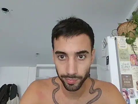 SantinnoVale online show from March 2026 06:07:02 PM