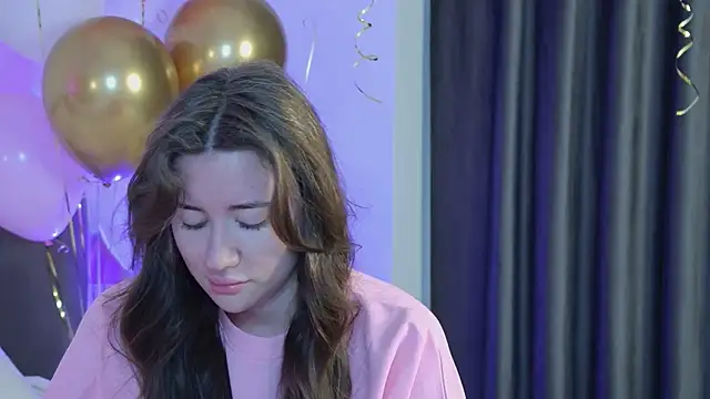 MeganStrane online show from May 2026 06:07:01 AM
