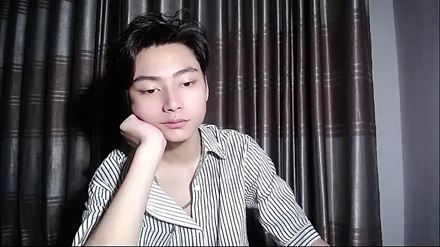 XX-XIUXIU online show from June 2026 05:25:01 PM