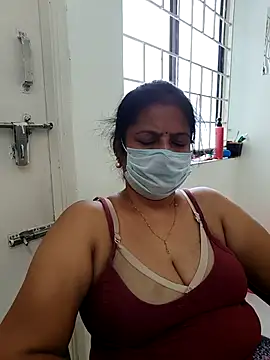 Snapshot of tamil_manjalmaami chatting on June 2026 07:50:02 AM tamil manjalmaami online show from June 2026 07:50:02 AM
