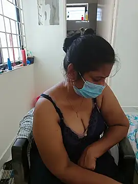 Snapshot of tamil_manjalmaami chatting on June 2026 06:04:02 AM tamil manjalmaami online show from June 2026 06:04:02 AM