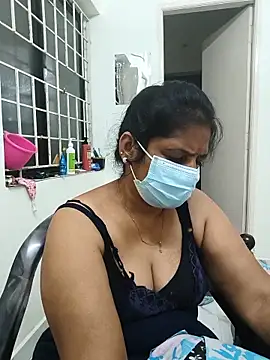 Snapshot of tamil_manjalmaami chatting on June 2026 02:50:02 PM tamil manjalmaami online show from June 2026 02:50:02 PM