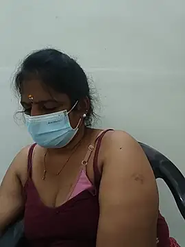 Snapshot of tamil_manjalmaami chatting on July 2026 04:57:01 PM tamil manjalmaami online show from July 2026 04:57:01 PM