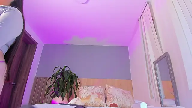 Snapshot of goddess_curvyy chatting on May 2026 11:37:02 AM goddess curvyy online show from May 2026 11:37:02 AM