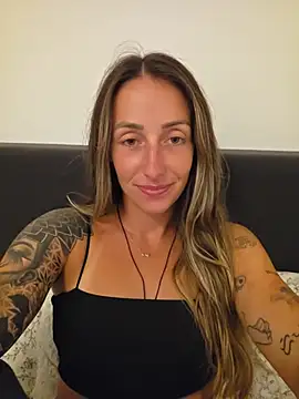 NicoleKaiser online show from July 2026 07:44:01 PM