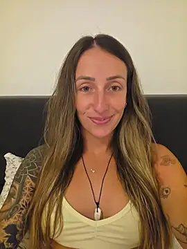 NicoleKaiser online show from July 2026 06:48:01 PM