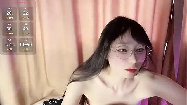 xinxinzii online show from June 2026 11:18:01 PM