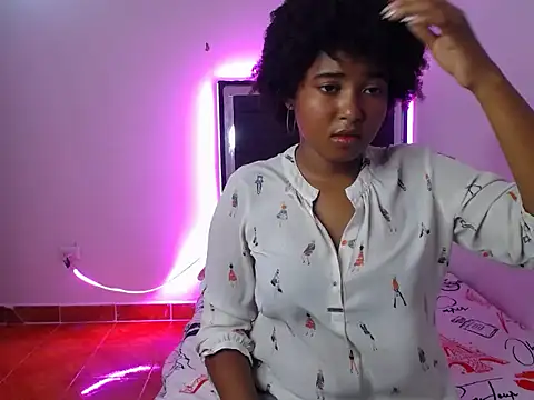 carmen2385 online show from March 2026 06:33:01 PM