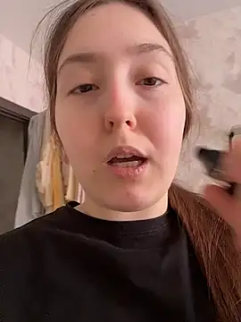 Snapshot of charmingggirl chatting on April 2026 08:11:01 AM charmingggirl online show from April 2026 08:11:01 AM