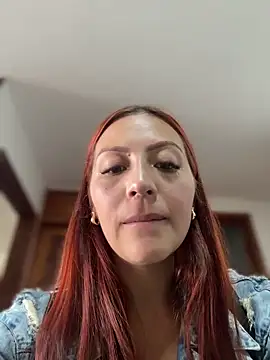 Queen Scatlett online show from May 2026 12:44:02 PM