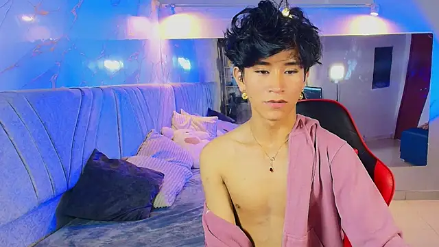 cococumps online show from April 2026 11:38:01 AM