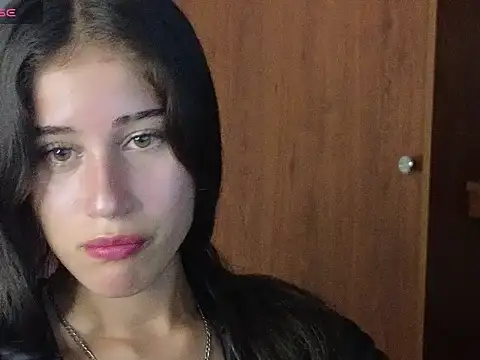 Bella Goddess  online show from June 2026 10:23:02 PM