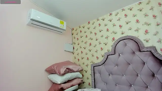 crystal watson0 online show from June 2026 02:12:02 PM