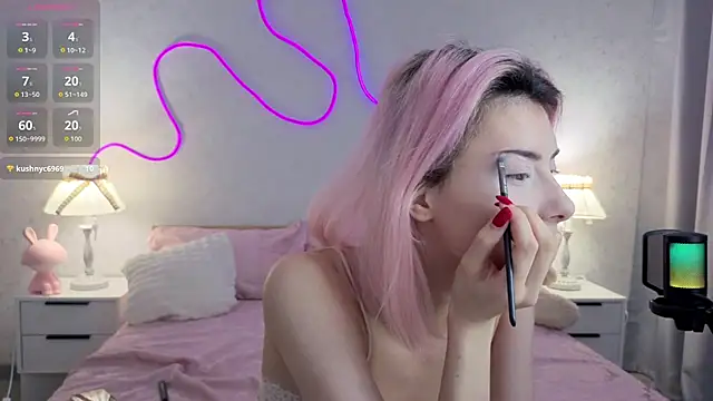 kittysocutie online show from July 2026 12:09:01 AM