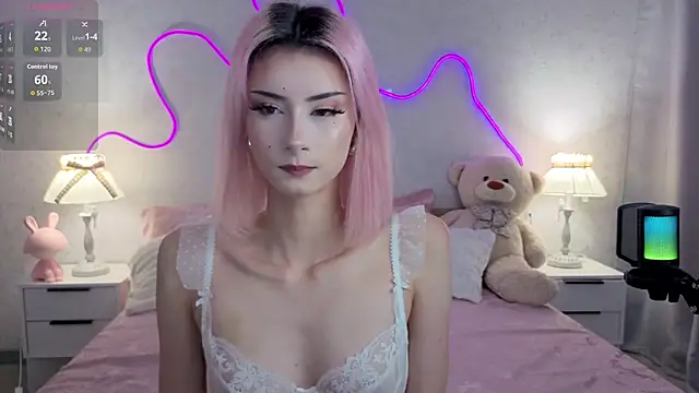 kittysocutie online show from July 2026 12:19:02 AM