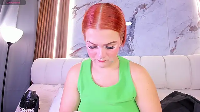 melanieklaus2 online show from May 2026 03:35:01 AM