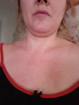 Maria3879 online show from June 2026 06:01:01 PM