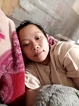 Snapshot of Panda_cutee chatting on May 2026 12:10:01 PM Panda cutee online show from May 2026 12:10:01 PM