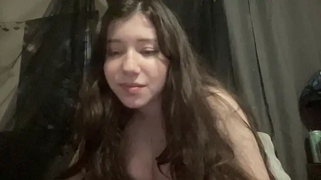 Snapshot of danneillove chatting on March 2026 05:45:01 AM danneillove online show from March 2026 05:45:01 AM