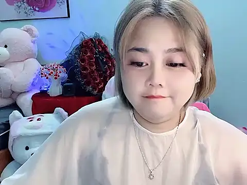 Nhanlu009 online show from April 2026 12:18:01 PM