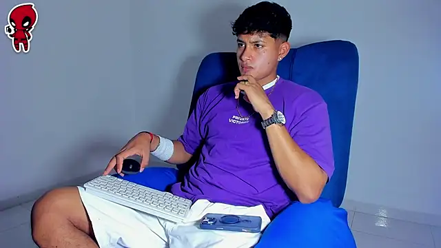 Thiago snoop online show from May 2026 01:13:01 AM