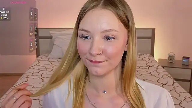 StaceyyJones online show from June 2026 10:07:01 AM